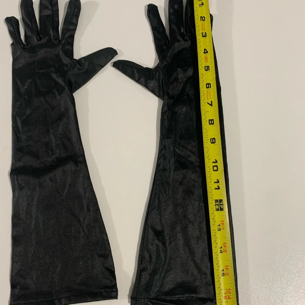 Vintage Black fashion gloves OS. - Picture 2 of 4